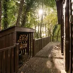 Egret Lodge With Hot-Tub